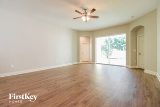 3151 Granite Ridge Loop in Land O Lakes, FL - Foto de edificio - Building Photo