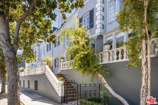 3350 James M Wood Blvd, Unit 8 in Los Angeles, CA - Building Photo