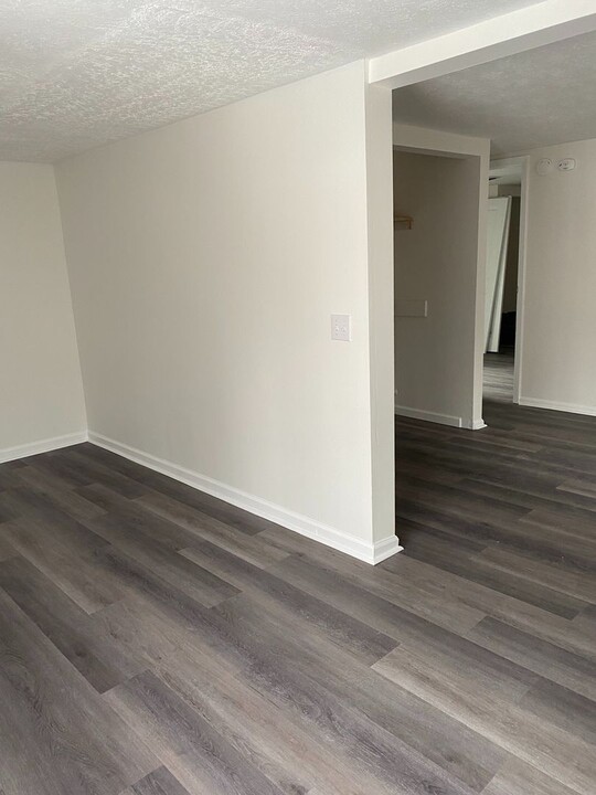 348 Gibson St, Unit Apt 3 in Canandaigua, NY - Building Photo
