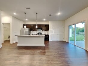 1046 Tan Tara Trl in Jacksonville, FL - Building Photo - Building Photo