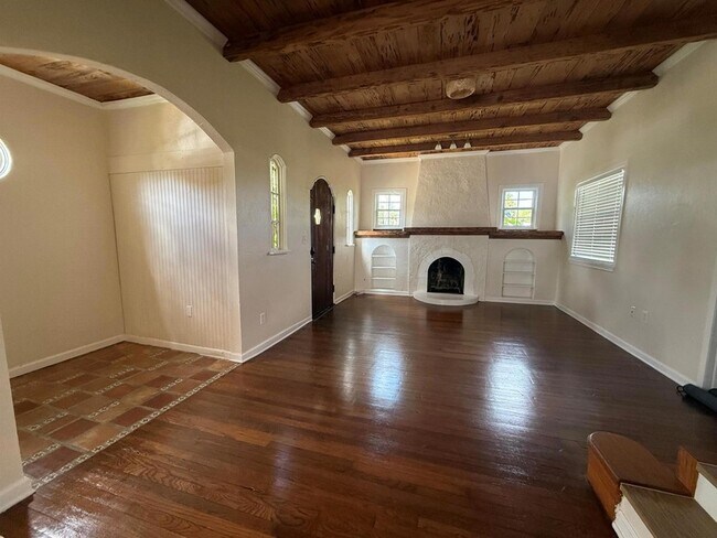 359 Greenbriar Dr in West Palm Beach, FL - Building Photo - Building Photo