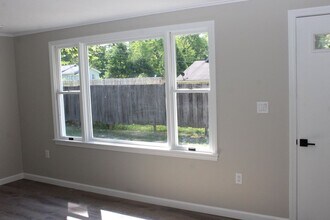 83 Lake Shore Dr in Moultonborough, NH - Building Photo - Building Photo