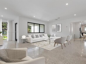 1751 NE 138th St in North Miami, FL - Building Photo - Building Photo