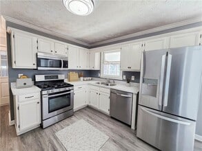 116 Crossroads Estate Dr in Newnan, GA - Building Photo - Building Photo