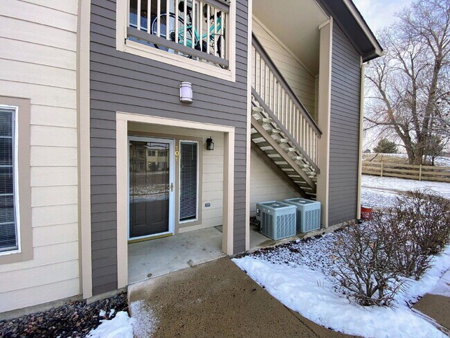 8765 W Berry Ave in Denver, CO - Building Photo - Building Photo