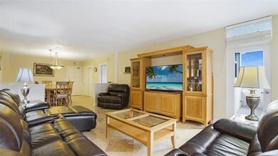 4250 Galt Ocean Dr, Unit 1A in Fort Lauderdale, FL - Building Photo - Building Photo