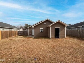 3020 Camden Creek Dr in Raleigh, NC - Building Photo - Building Photo