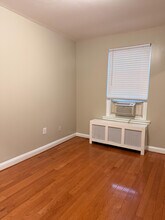 2201 S Lambert St in Philadelphia, PA - Building Photo - Building Photo