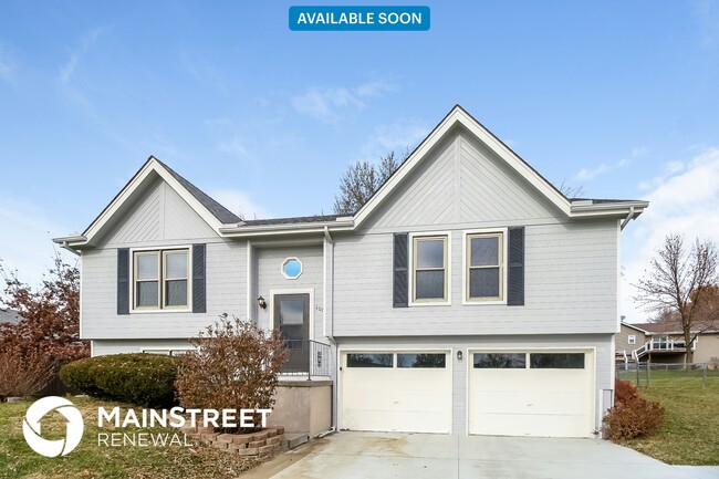 property at 406 W 19th St