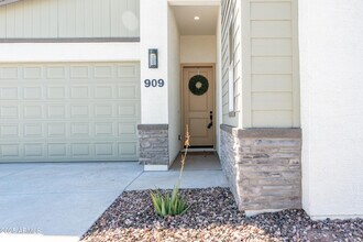 909 E Desert Ln in Phoenix, AZ - Building Photo - Building Photo