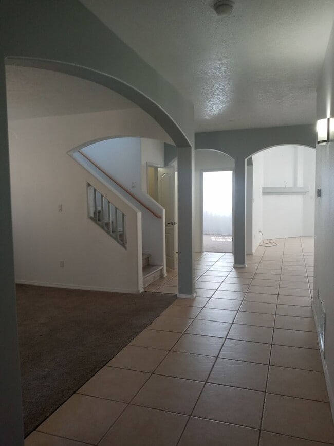 5519 Cibola Dr NE in Rio Rancho, NM - Building Photo - Building Photo