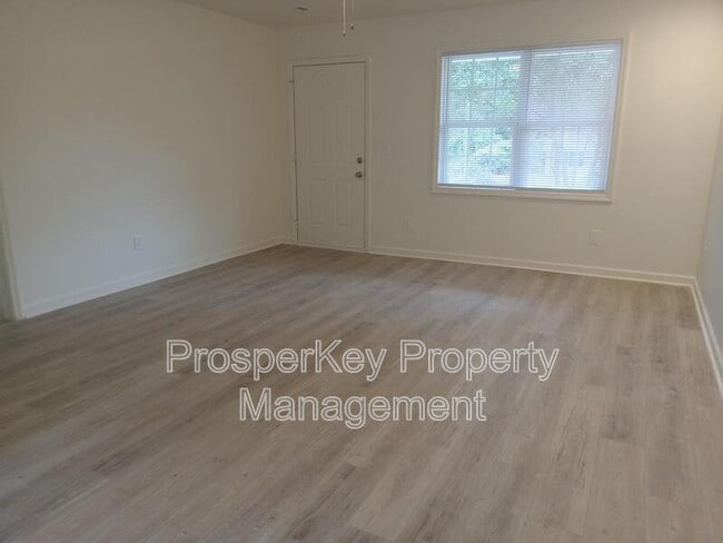 9 Hidden Valley Ct in Phenix City, AL - Building Photo - Building Photo