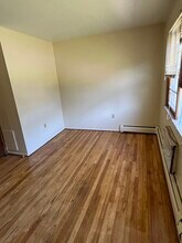 37 Nicholas Dr, Unit 37 Nicholas Dr Bristol CT in Bristol, CT - Building Photo - Building Photo