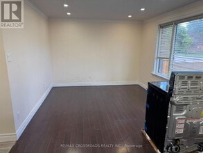 78 Portsdown Rd in Toronto, ON - Building Photo - Building Photo