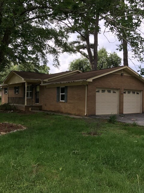 4108 Genny Lynn Dr in Knoxville, TN - Building Photo