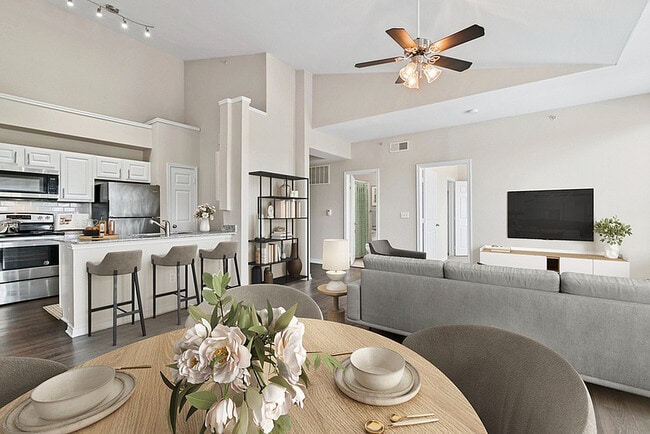 Avery in Lewisville, TX - Foto de edificio - Building Photo