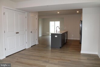 517 Merganser Wy in Cambridge, MD - Building Photo - Building Photo