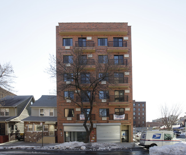 163-10 89th Ave in Jamaica, NY - Foto de edificio - Building Photo