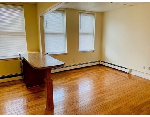 9 Bowdoin St-Unit -10 in Boston, MA - Building Photo - Building Photo