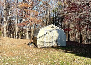 602 Shadow Mountain Ln in Cleveland, GA - Building Photo - Building Photo