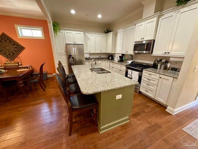 10692 Squall Line Rd in Pensacola, FL - Building Photo - Building Photo