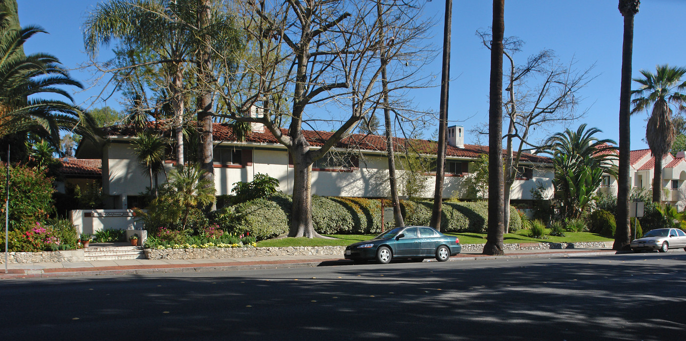 Casa California Apartments in Pasadena, CA - Foto de edificio