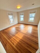 199 Mount Auburn St, Unit 1 in Cambridge, MA - Building Photo