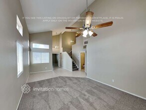 7041 Old Village Ave in Las Vegas, NV - Building Photo - Building Photo