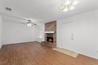 4529 Mizzenmast Ct in Fort Worth, TX - Building Photo - Building Photo