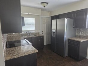 603 Citrus Ave in Dundee, FL - Building Photo - Building Photo