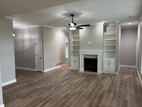 1928 Lasso Cir in Columbia, MO - Building Photo - Building Photo