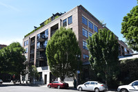 McKenzie Lofts in Portland, OR - Building Photo - Building Photo