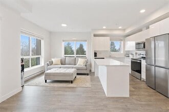 9450-9450 Robson St in Chilliwack, BC - Building Photo - Building Photo