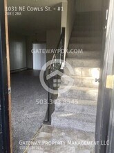 1031 NE Cowls St in McMinnville, OR - Building Photo - Building Photo