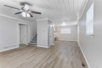 2518 Ridgecrest Dr NW in Kennesaw, GA - Foto de edificio - Building Photo