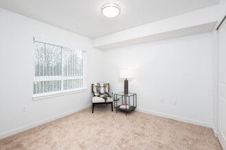 Heights by Vintage in Seatac, WA - Foto de edificio - Interior Photo