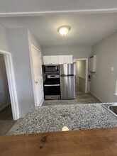 1520 Fort Park Blvd in Lincoln Park, MI - Building Photo - Building Photo