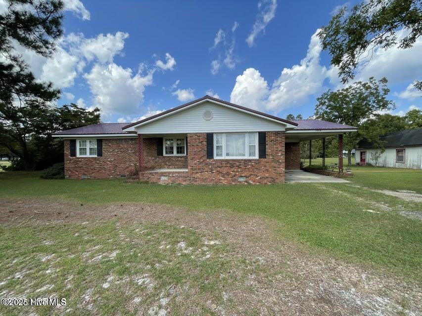 1400 Old Fayetteville Rd in Garland, NC - Building Photo