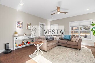 4 Lola Lilly Pl in Asheville, NC - Building Photo - Building Photo