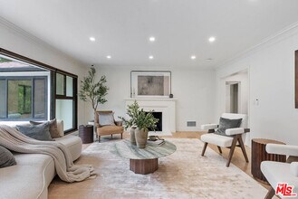 11346 Thurston Pl in Los Angeles, CA - Building Photo - Building Photo