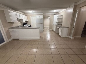 6117 N Jayar Dr in Peoria, IL - Building Photo - Building Photo