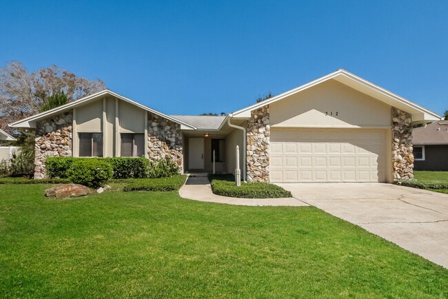 312 Dublin Dr