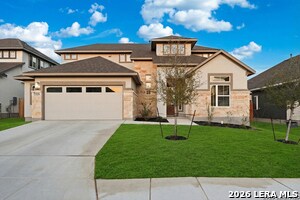 3709 Pin Oak Ln in Seguin, TX - Building Photo