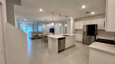 6731 Windwood Wy in Port St. Lucie, FL - Building Photo - Building Photo