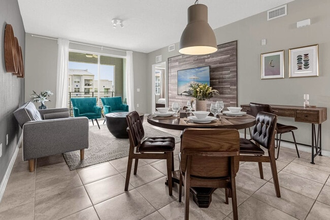 3120 Paradox Cir
