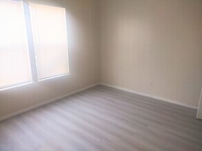 508 Holiday Dr, Unit Unit #1 in Galveston, TX - Foto de edificio - Building Photo