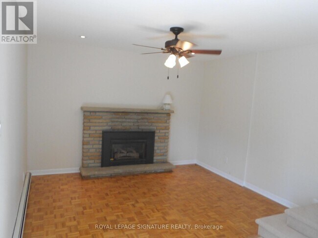 24 Kilpatrick Dr in Toronto, ON - Building Photo - Building Photo