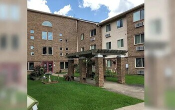 785 Regina Ln NW in Corydon, IN - Building Photo - Building Photo
