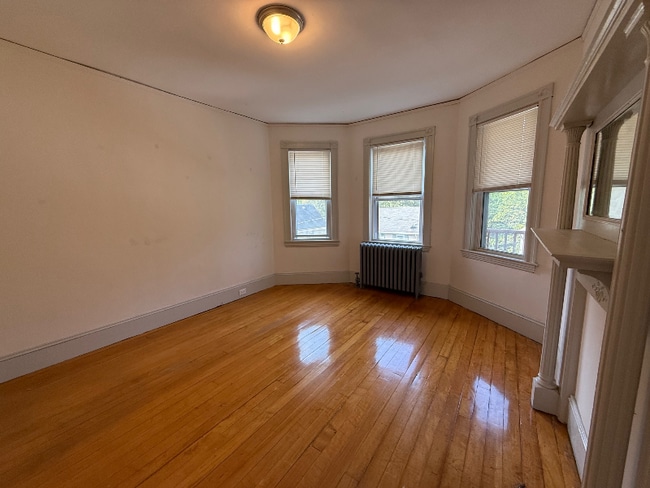 28 Pinedale Rd in Boston, MA - Building Photo - Building Photo