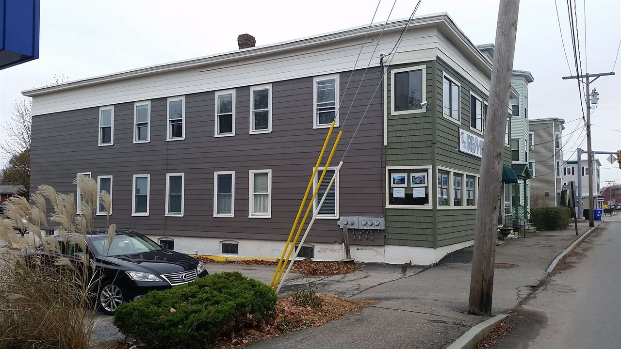 685 Massabesic St-Unit -2-E in Manchester, NH - Foto de edificio
